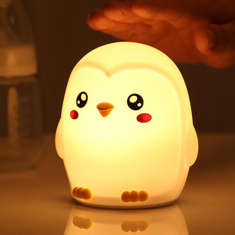 MeWaii® Squishy Silicone Colorful Penguins LED Night Light - Perfect Gift for Kids and Girls
