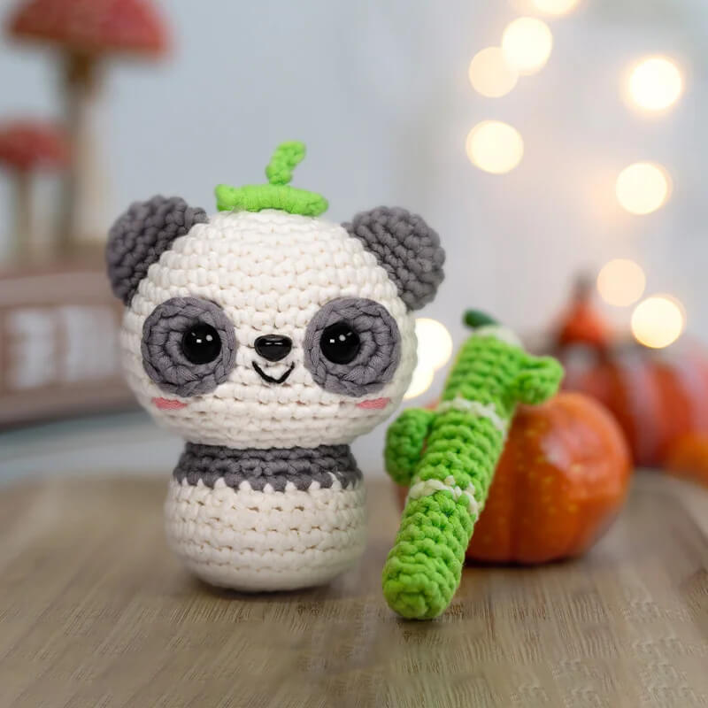 MeWaii® Crochet Original Designed Animal Crochet Kit for Beginners with Easy Peasy Yarn