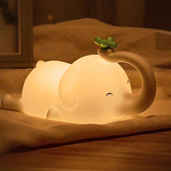 MeWaii® Squishy Silikon Fliegender Elefant LED Nachtlicht – Perfektes Geschenk für Kinder und Mädchen