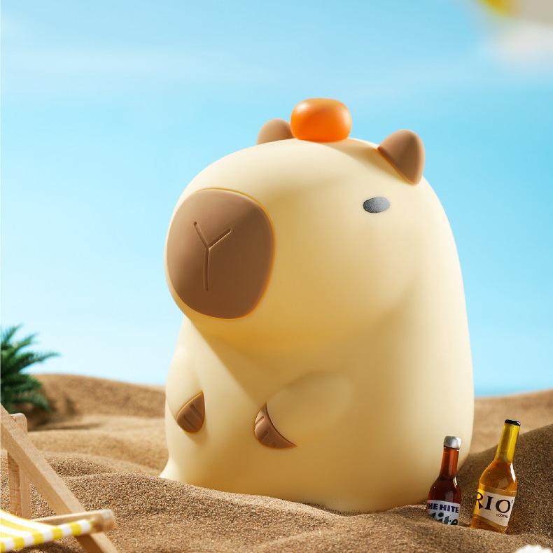 Veilleuse LED en silicone souple en forme de Capybara orange – Cadeau idéal pour les enfants et les filles