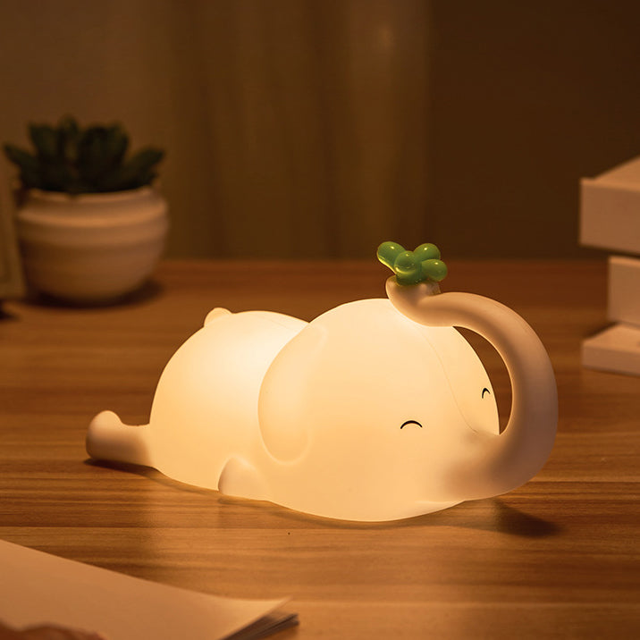 MeWaii® Squishy Silikon Fliegender Elefant LED Nachtlicht – Perfektes Geschenk für Kinder und Mädchen